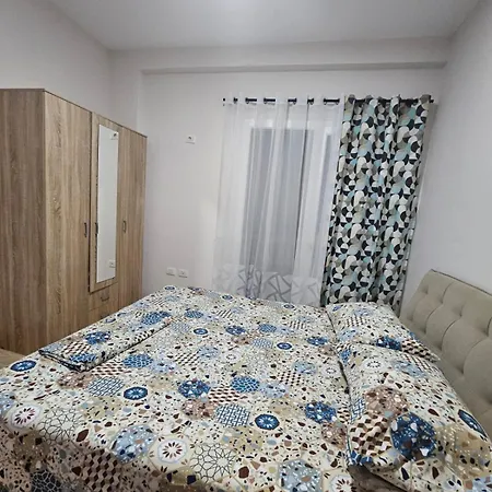 Holidays Priam Willa Golem (Tirana)
