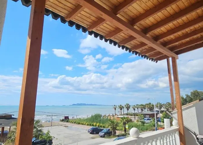 Villa Holidays Priam Golem (Tirana)