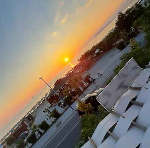 Holidays Priam Villa Golem (Tirana)