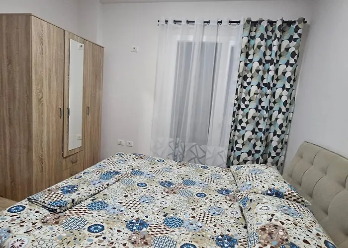 Holidays Priam Villa Golem (Tirana)